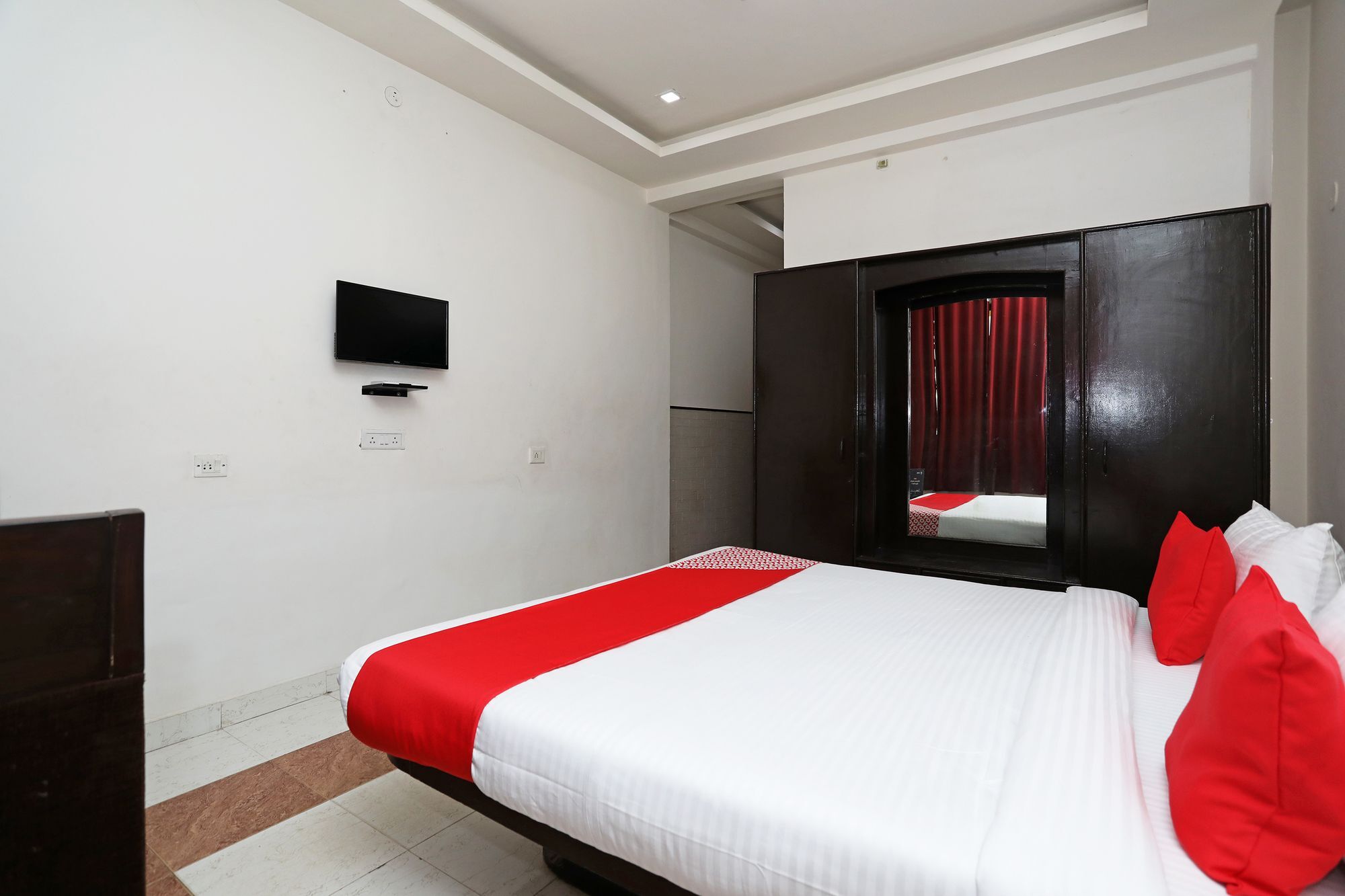 Oyo 10967 Dhola Maru Resort Кота Экстерьер фото